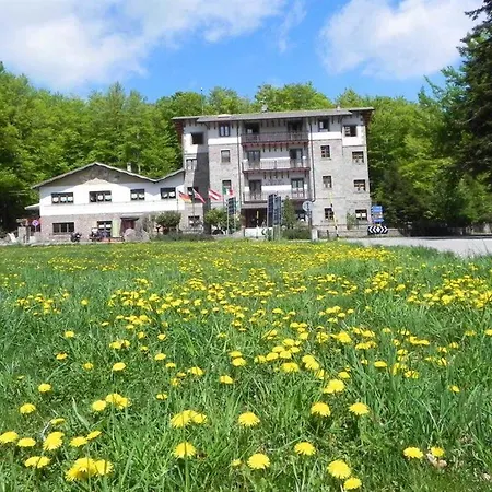 Hotel Le Macinaie Castel del Piano (Tuscany)