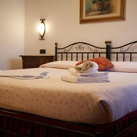 Le Macinaie Hotel Castel del Piano (Tuscany)